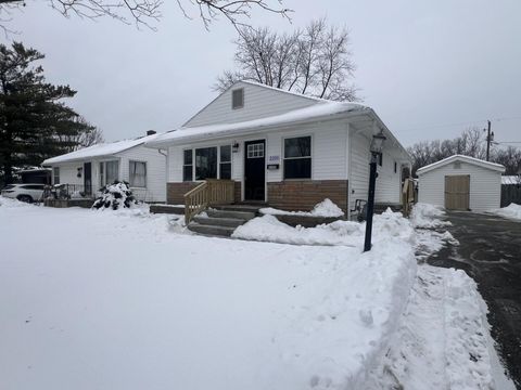 Photo of 2100 Ferris Road, Columbus, OH 43224 (MLS # 226003032)