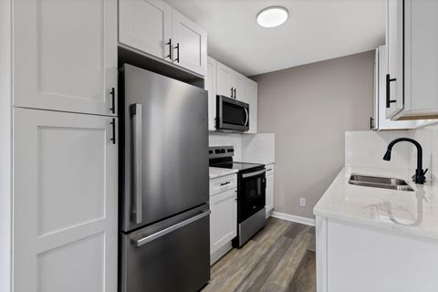 Tiny photo for 2100 Ferris Road, Columbus, OH 43224 (MLS # 226003032)