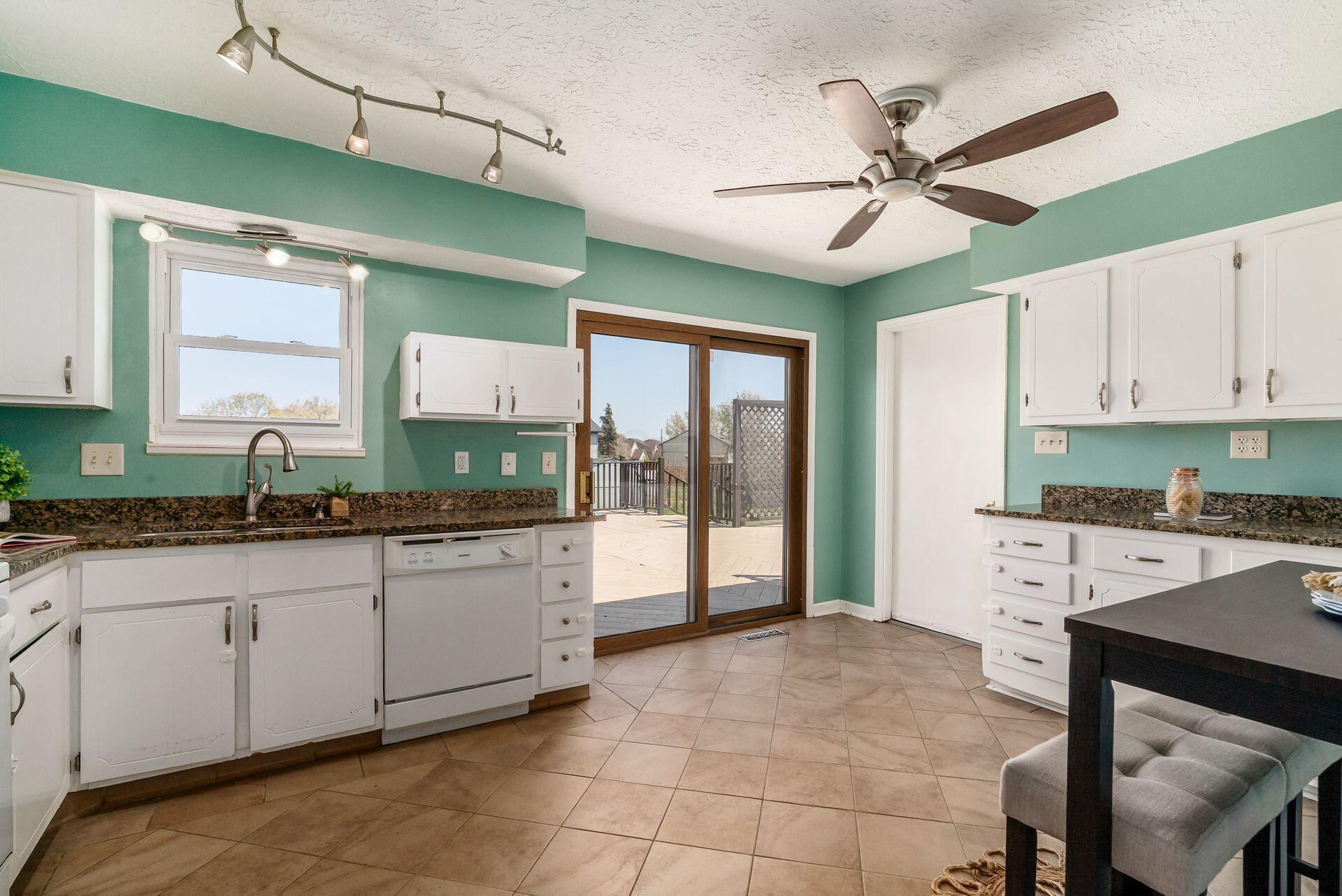 2386 Northbranch Road, Grove City, Ohio image 10