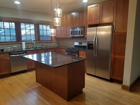 Photo of 1873 W 5th Avenue, Columbus, OH 43212 (MLS # 226007120)