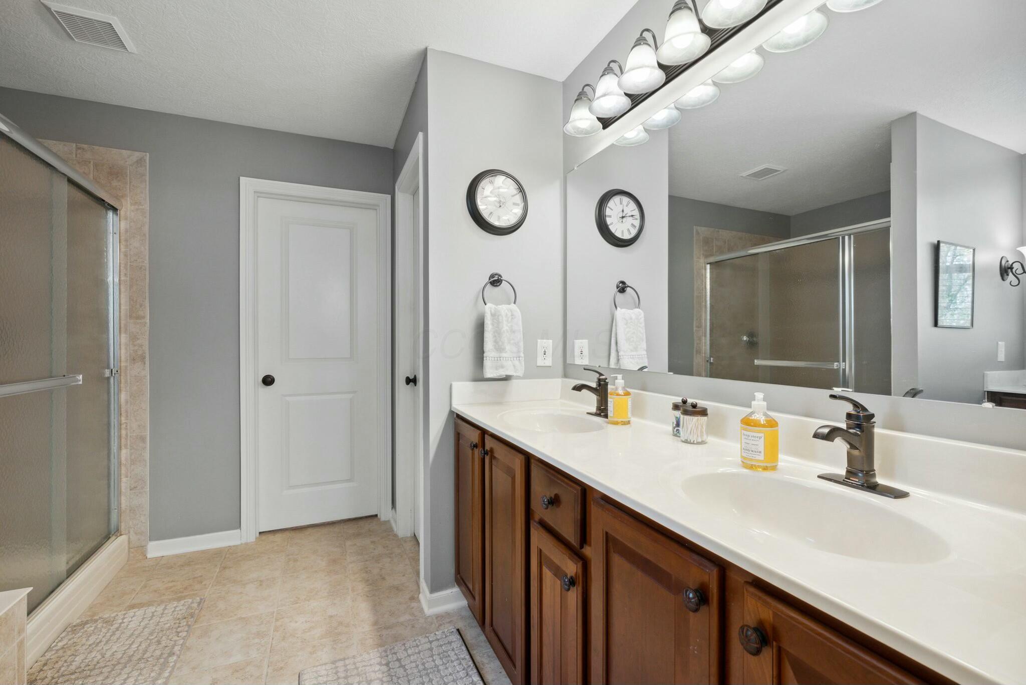 6767 Burnside Lane, Dublin, Ohio image 47