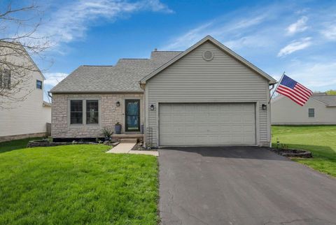 Photo of 2684 Two Ridge Avenue, Lancaster, OH 43130 (MLS # 226011877)