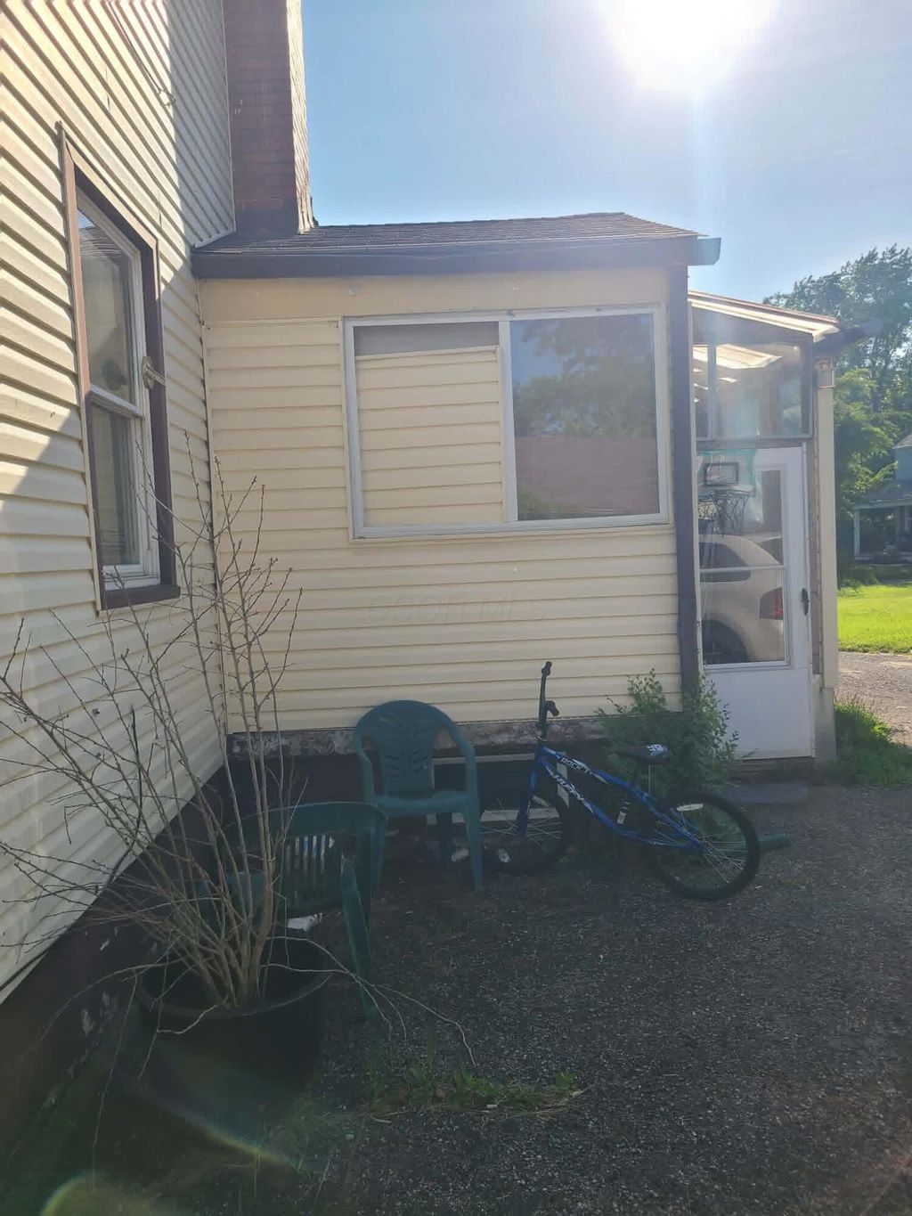 Photo of 2444 Bretton Place, Columbus, OH 43211 (MLS # 226018559)