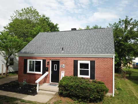 Photo of 934 S RICHARDSON Avenue, Columbus, OH 43204 (MLS # 225043005)