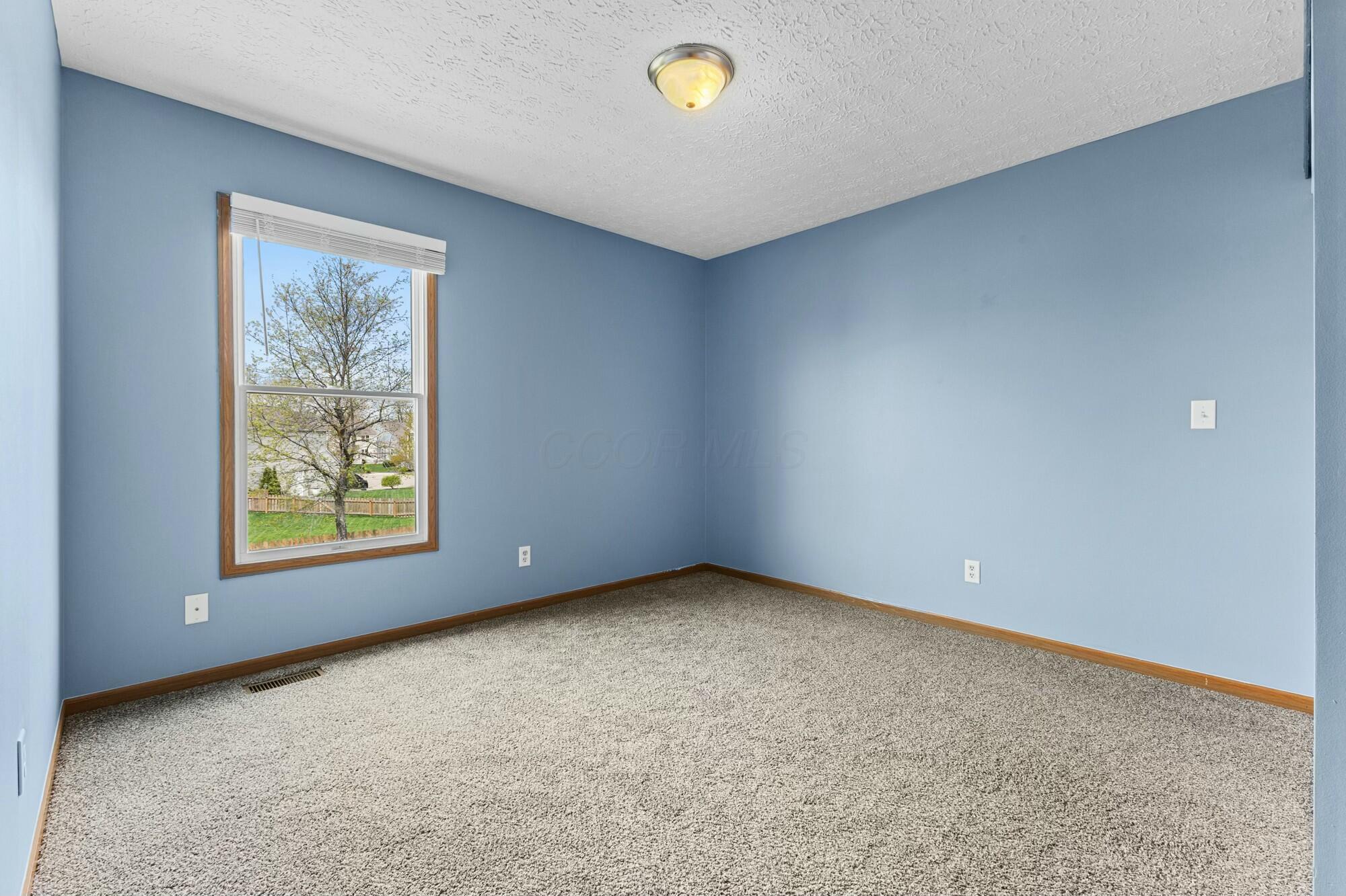 7910 Waggoner Run Drive, Blacklick, Ohio image 14