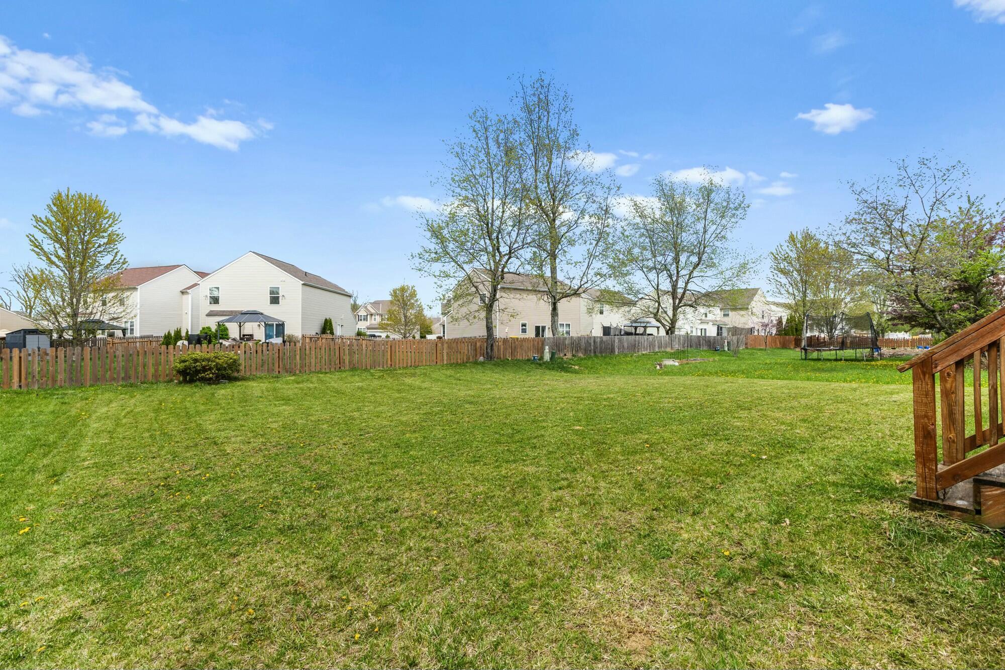 7910 Waggoner Run Drive, Blacklick, Ohio image 25