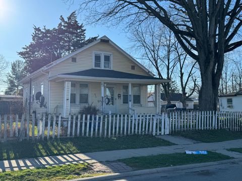 Photo of 573 S Highland Avenue, Columbus, OH 43223 (MLS # 226008709)