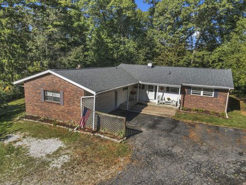 Photo of 307 Deer Trail Road Road, Reynoldsburg, OH 43068 (MLS # 225035773)