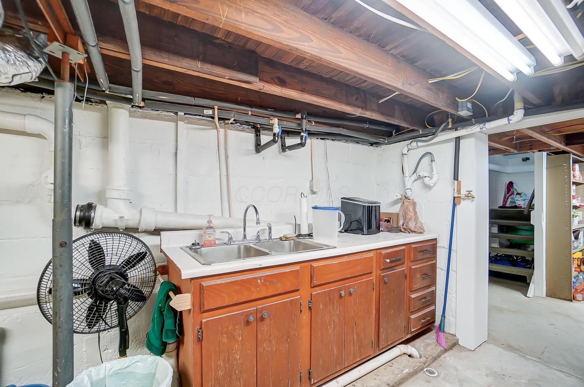 296 Walnut Street, Groveport, Ohio image 41