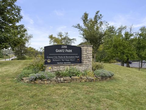 Tiny photo for 3140 Catan Loop, Grove City, OH 43123 (MLS # 225037382)