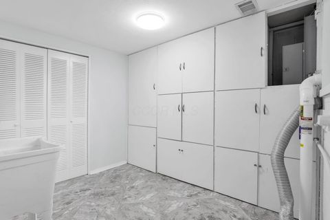 Tiny photo for 1421 Bosworth Place, Columbus, OH 43229 (MLS # 225037481)
