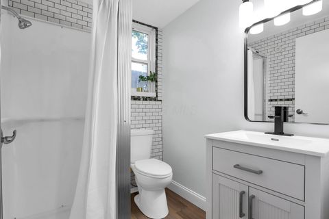 Tiny photo for 1421 Bosworth Place, Columbus, OH 43229 (MLS # 225037481)