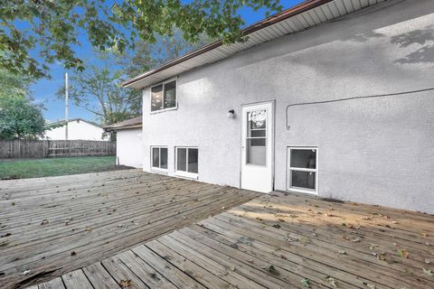 Tiny photo for 1421 Bosworth Place, Columbus, OH 43229 (MLS # 225037481)