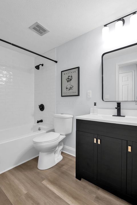 Tiny photo for 1421 Bosworth Place, Columbus, OH 43229 (MLS # 225037481)