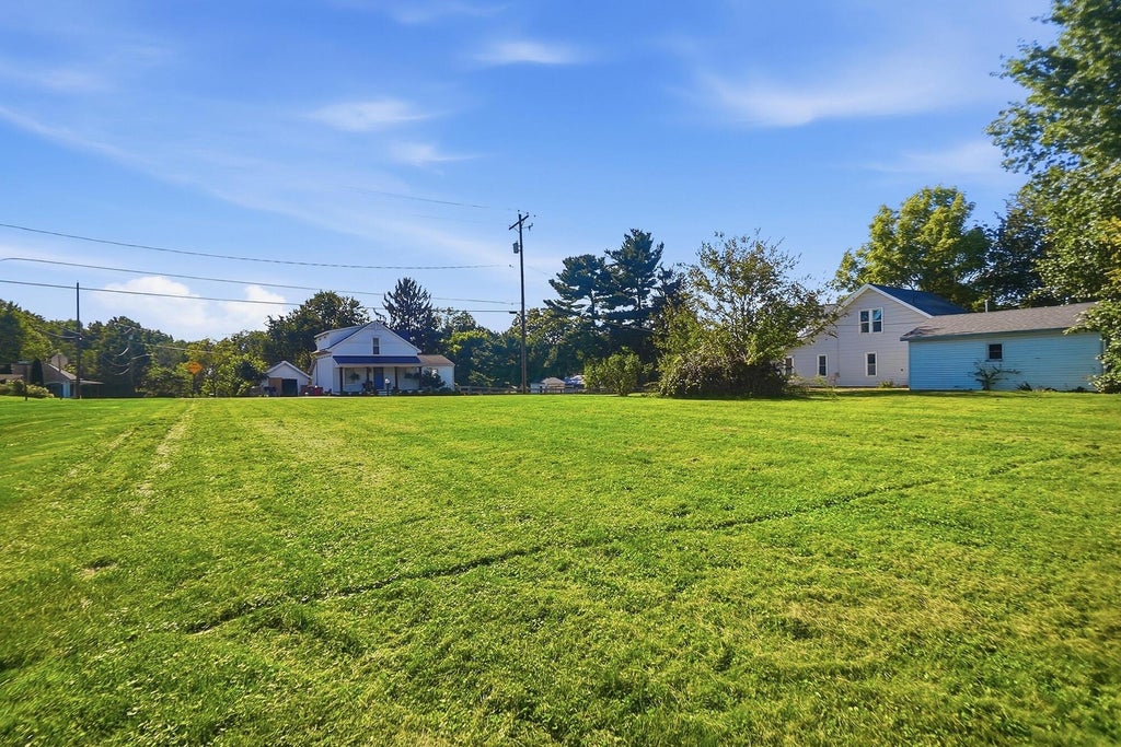 Photo of 0 Rainbow Avenue, Sunbury, OH 43074 (MLS # 226037186)