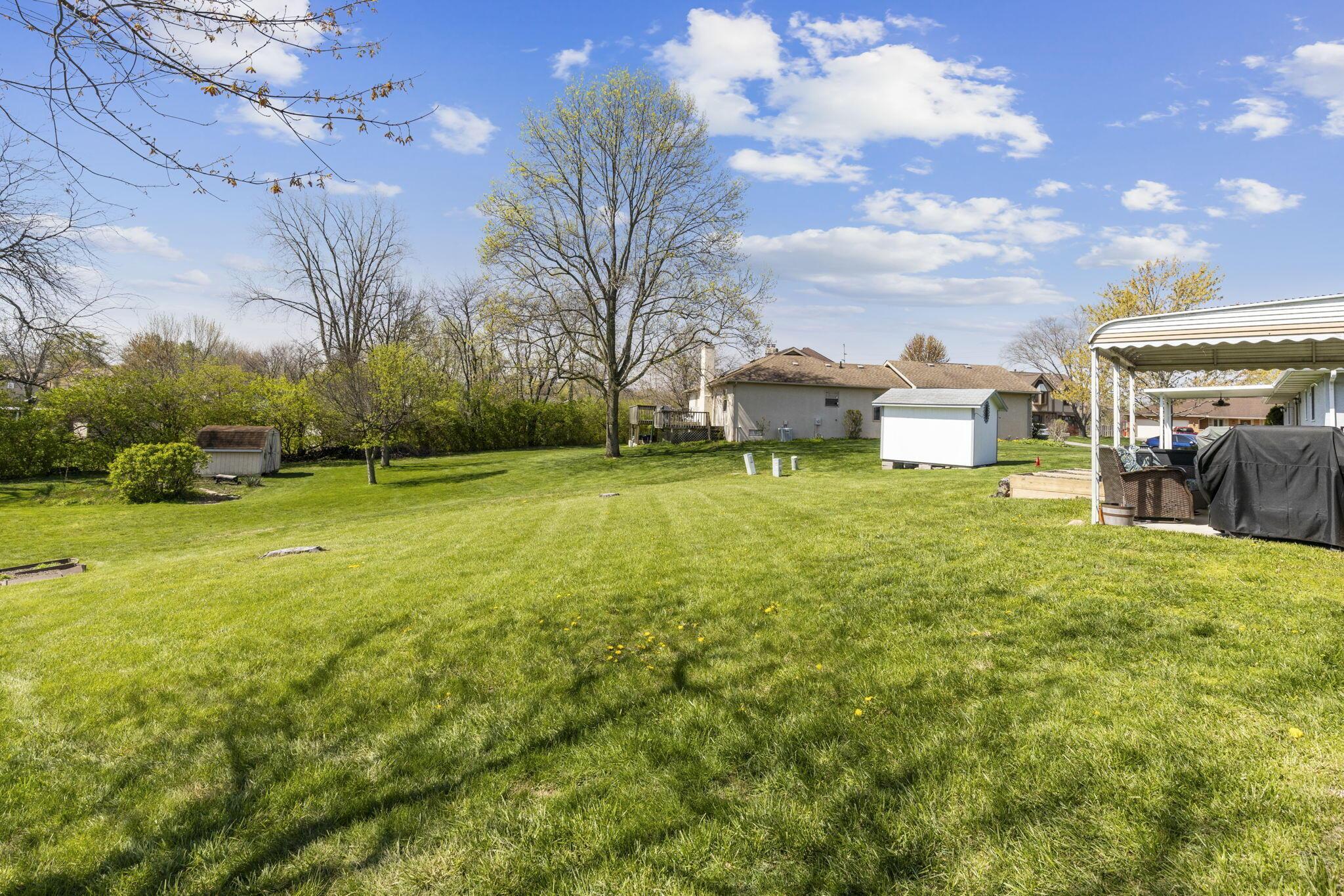 2445 Parkview Drive, Grove City, Ohio image 39