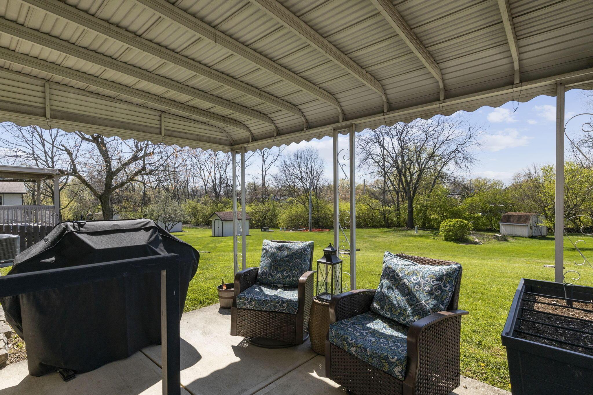 2445 Parkview Drive, Grove City, Ohio image 45