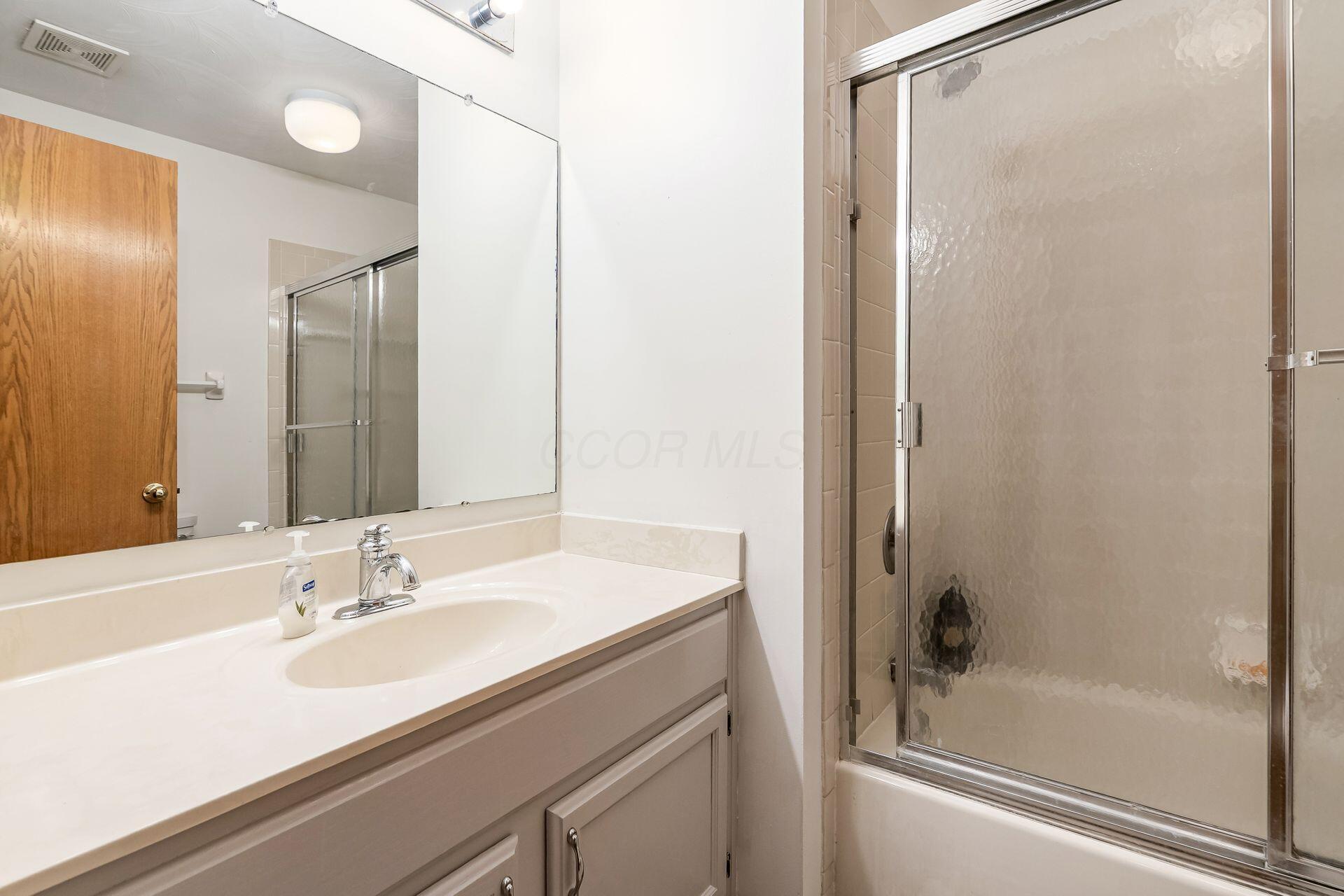 3439 River Landings Boulevard, Hilliard, Ohio image 20