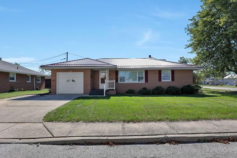 Homes For Sale - 325 W Liberty Street<br/> Crawford County, Bucyrus, OH 44820