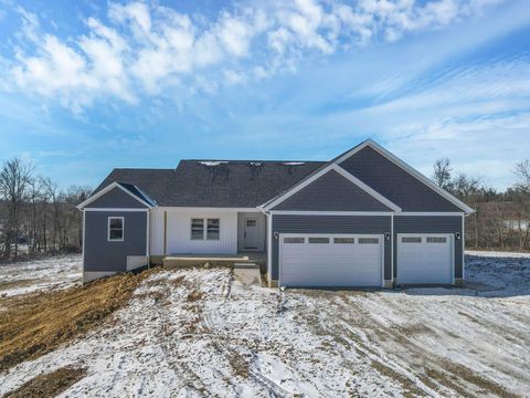 Photo of 725 Trapp Lane, Hopewell, OH 43746 (MLS # 226002387)
