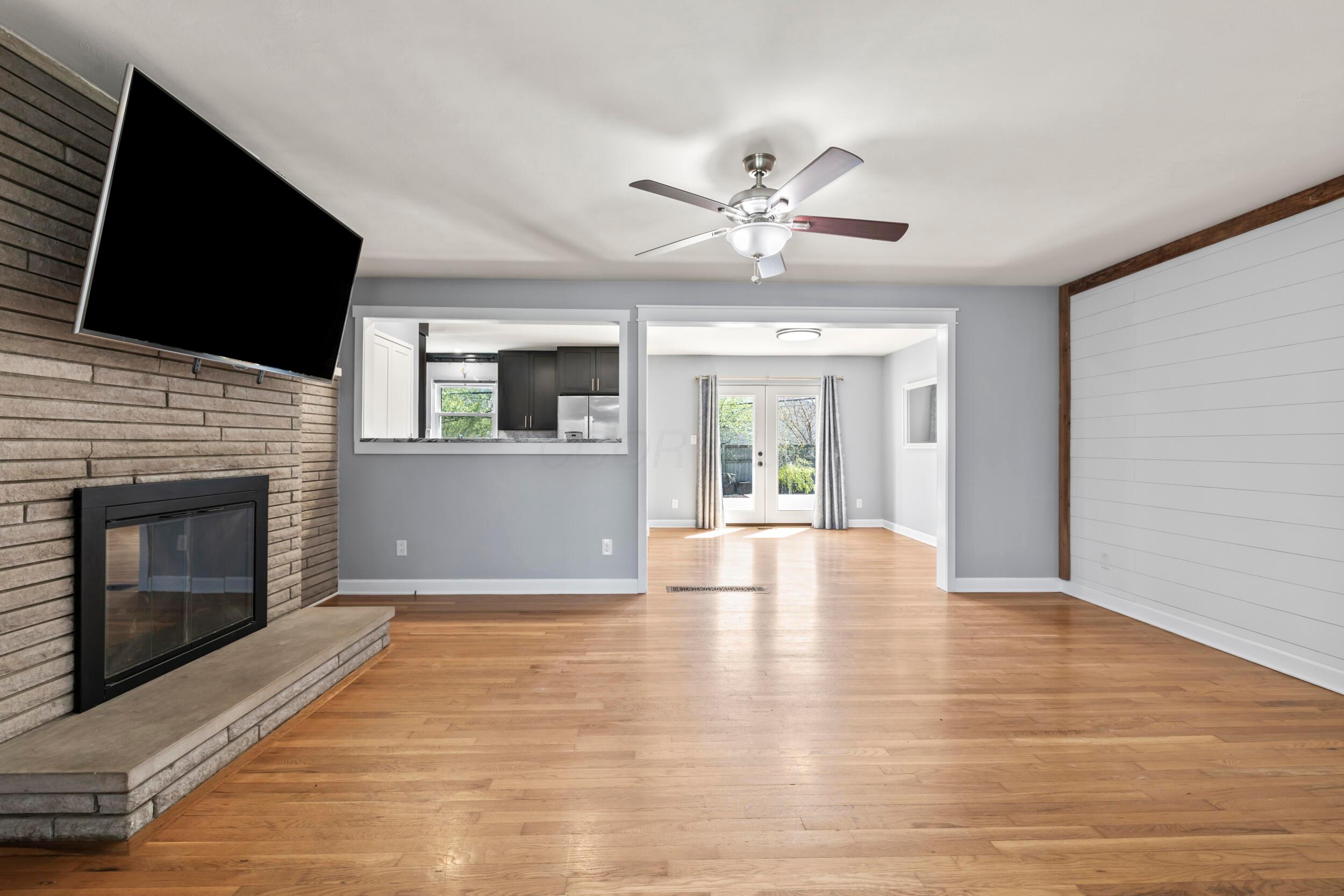 2209 Fishinger Road, Columbus, Ohio image 8