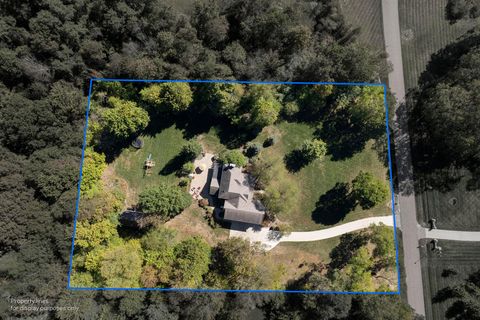 Tiny photo for 102 Rose View Drive, Granville, OH 43023 (MLS # 225037654)