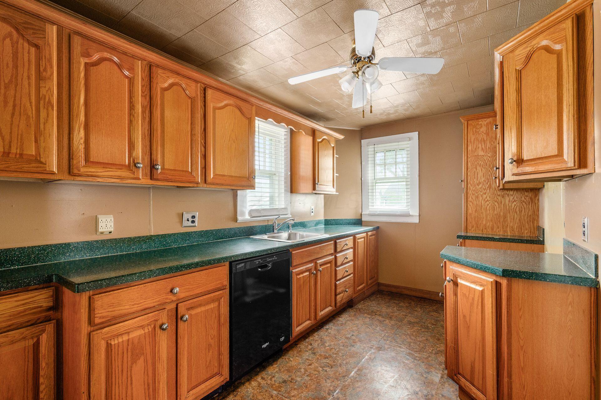1006 Campbell Avenue, Columbus, Ohio image 9