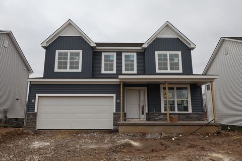 Photo of 1121 Quarry Oak Drive, Grove City, OH 43123 (MLS # 226007542)