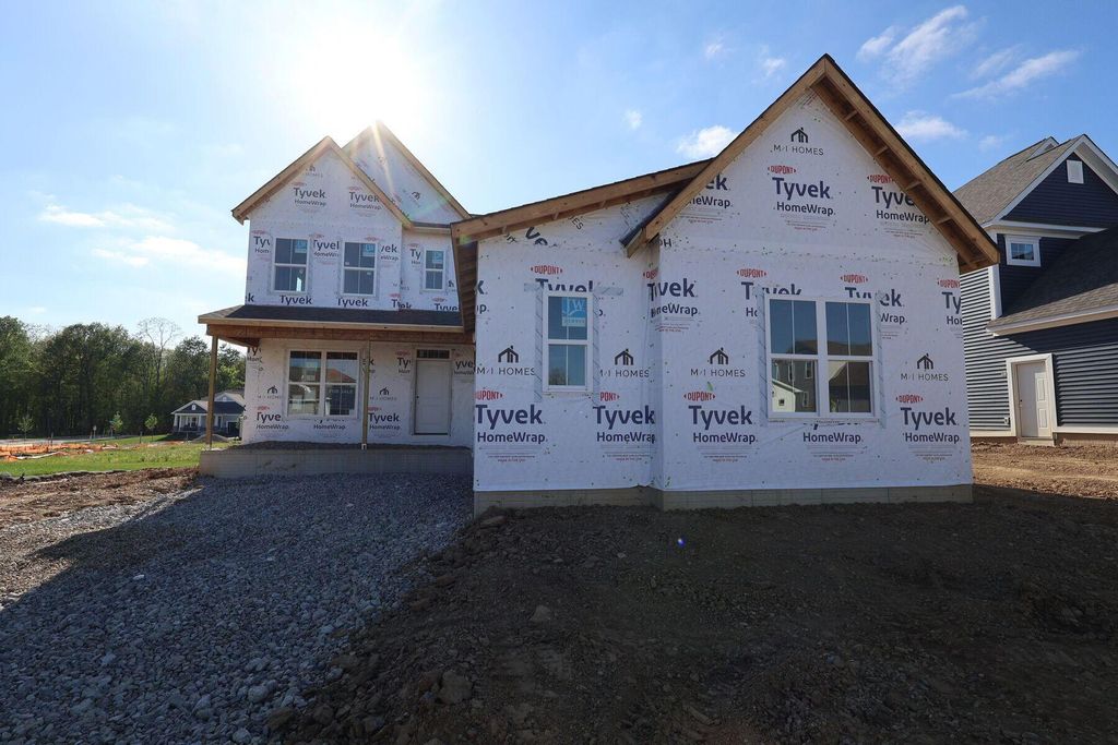 Photo of 316 Reign Way, Pataskala, OH 43062 (MLS # 226017321)