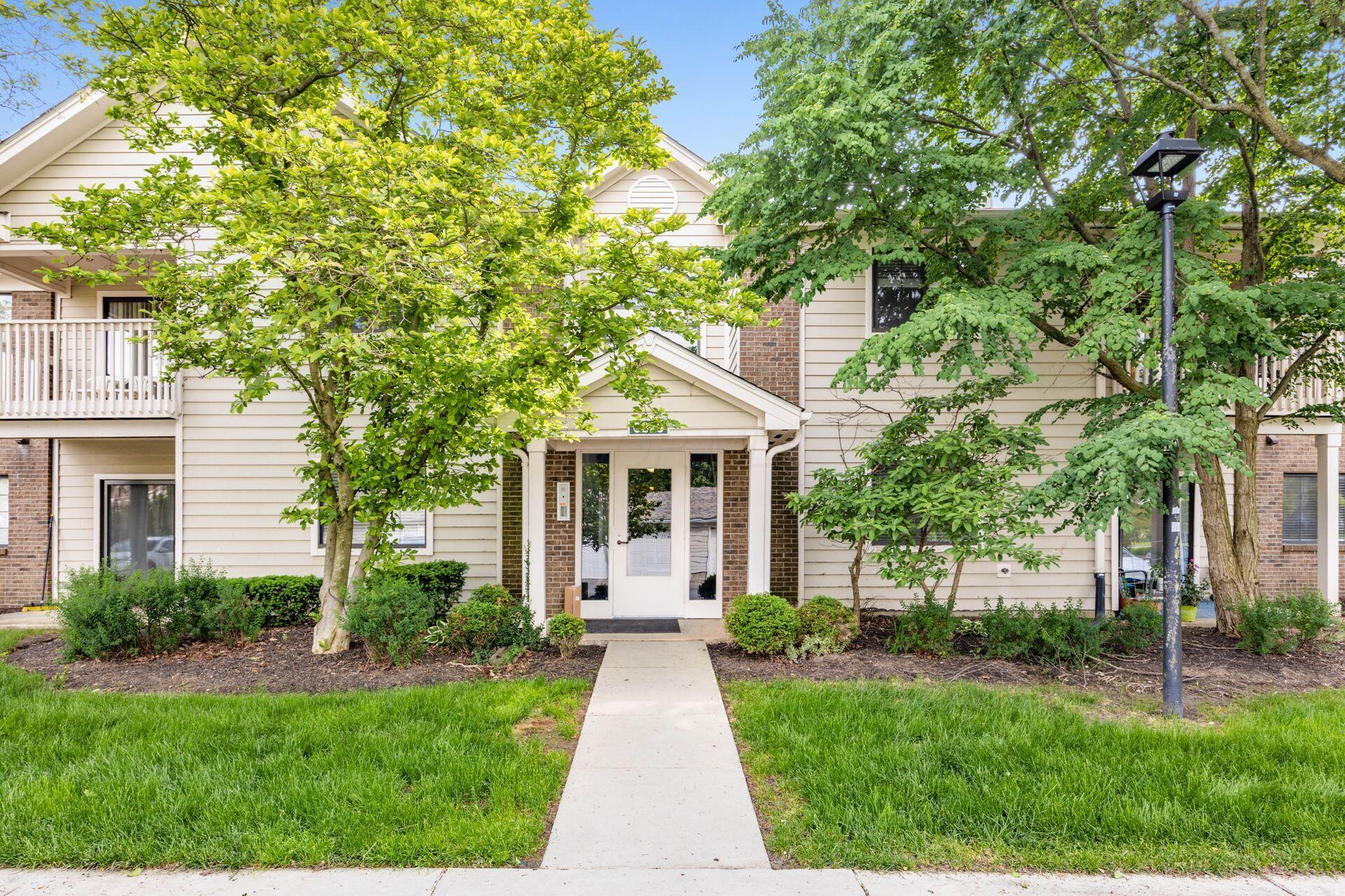 6829 Meadow Creek Drive #103, Columbus, Ohio image 1