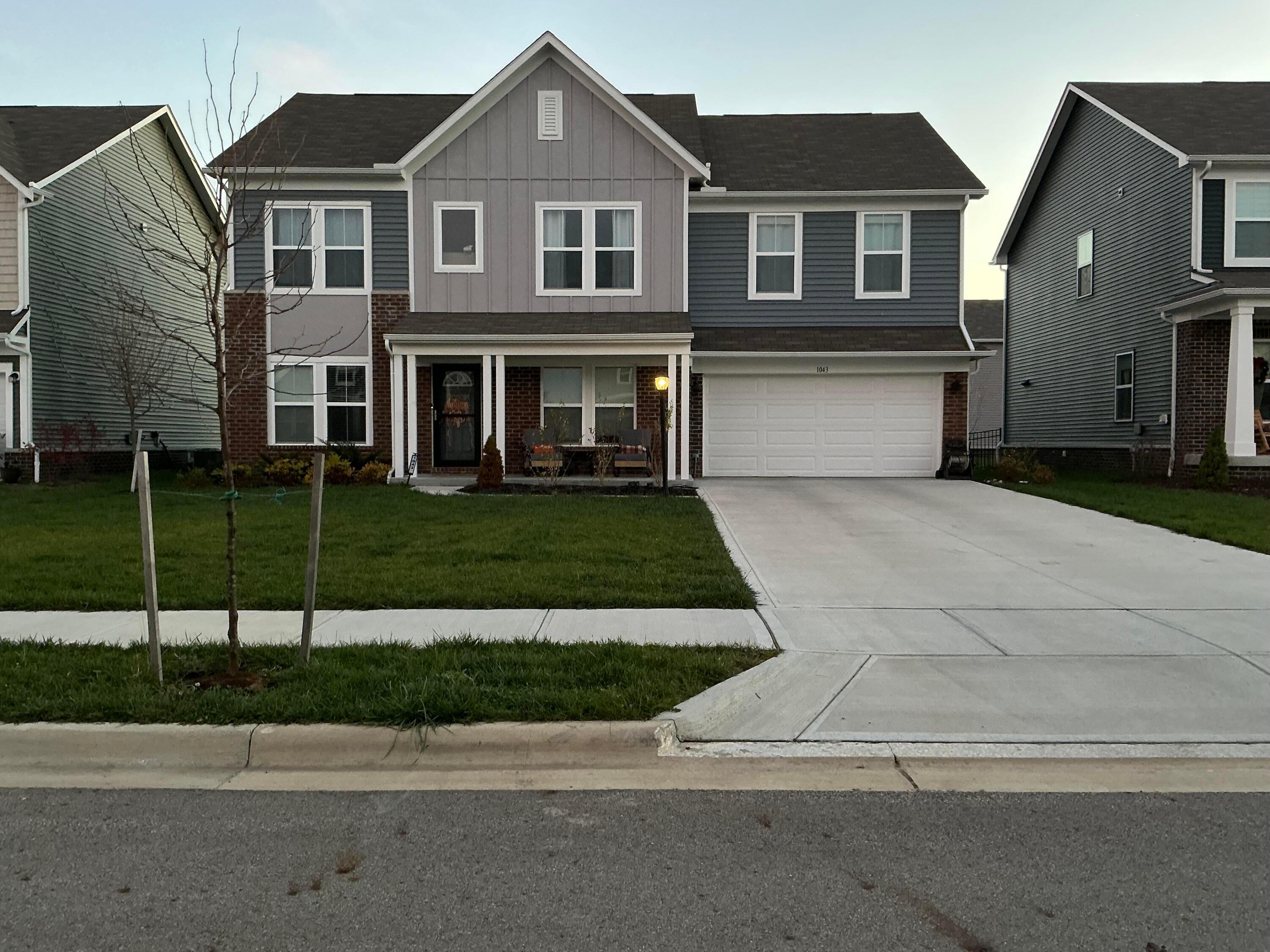 1043 Beehive Grove Grove, Grove City, Ohio image 1