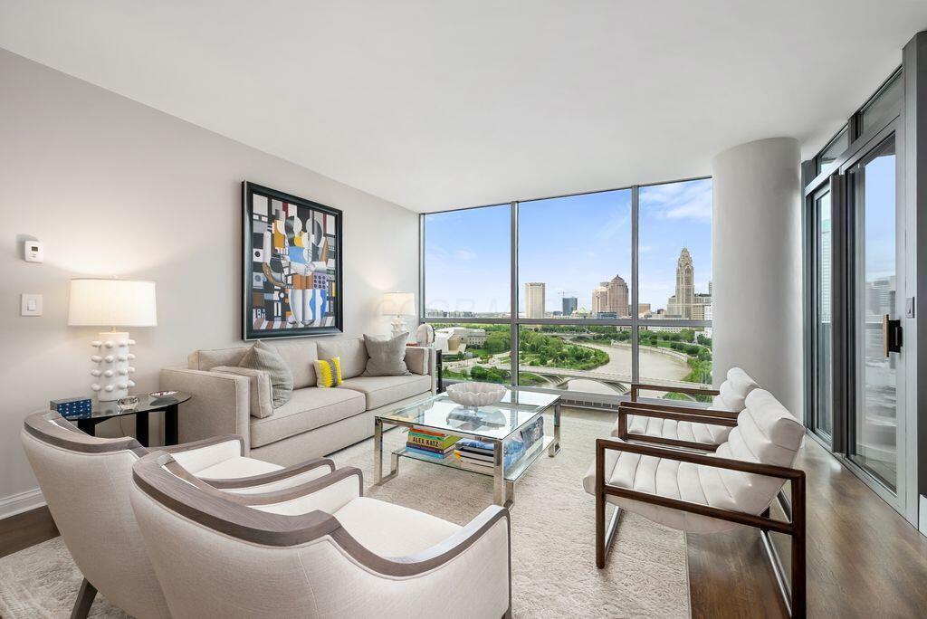 1 Miranova Place 1605