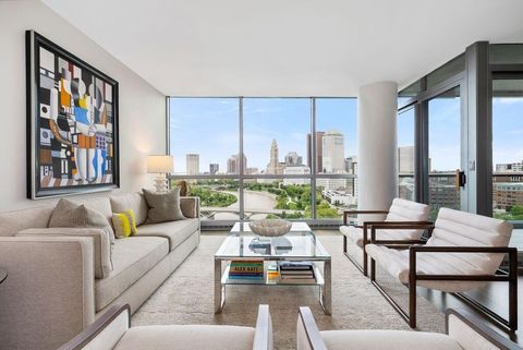 Photo of 1 Miranova Place 1605 #1605, Columbus, OH 43215 (MLS # 226018856)