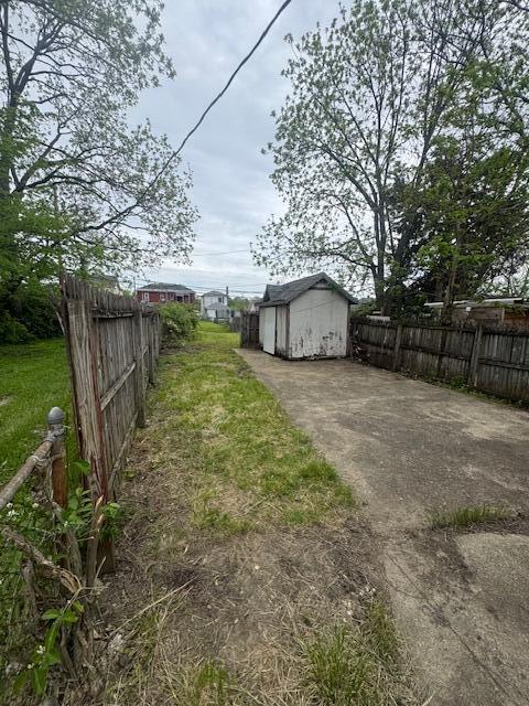 744 Kenton Street, Springfield, Ohio image 3