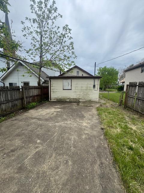 744 Kenton Street, Springfield, Ohio image 4