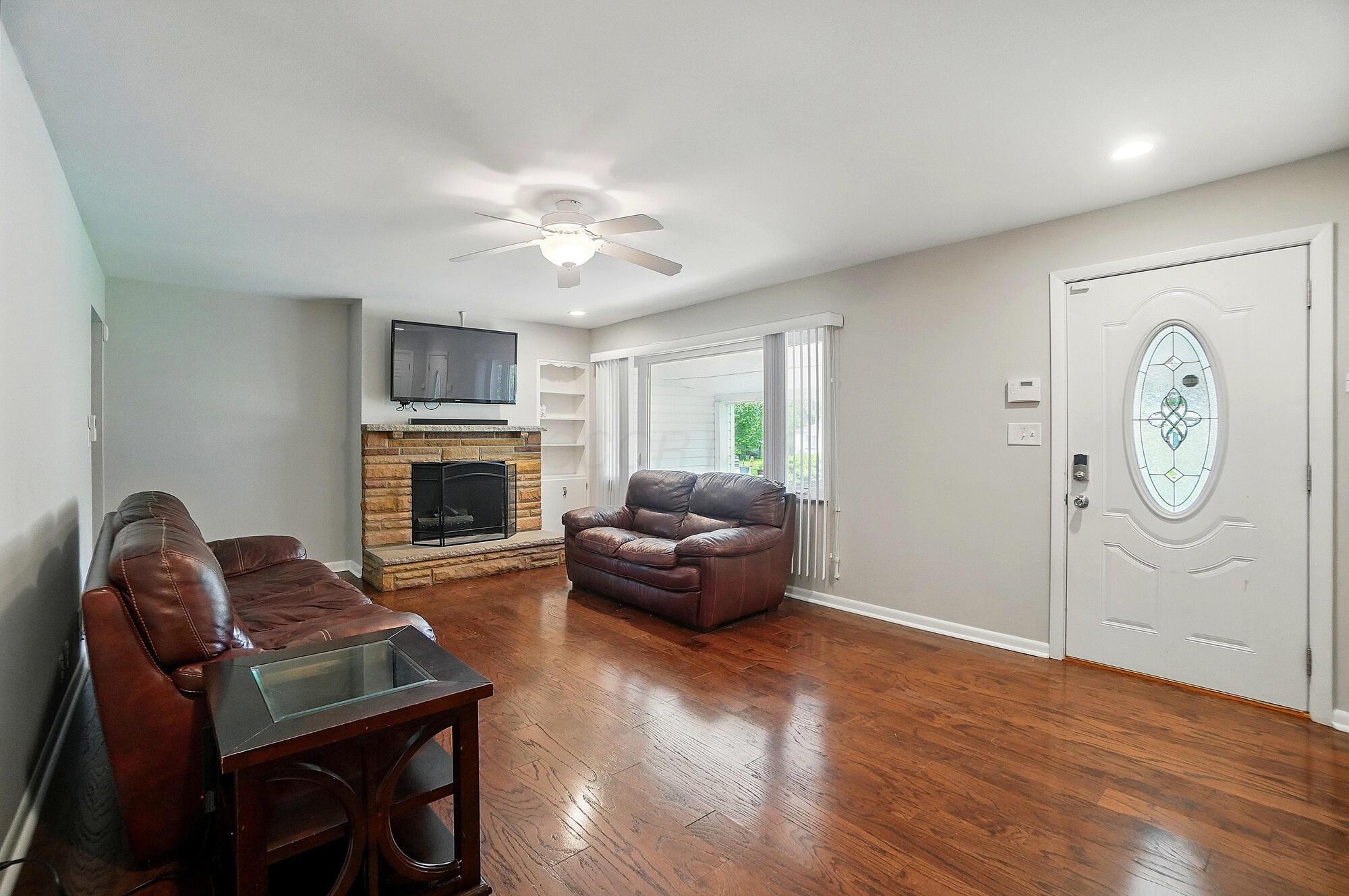1096 Lancaster Avenue, Reynoldsburg, Ohio image 9