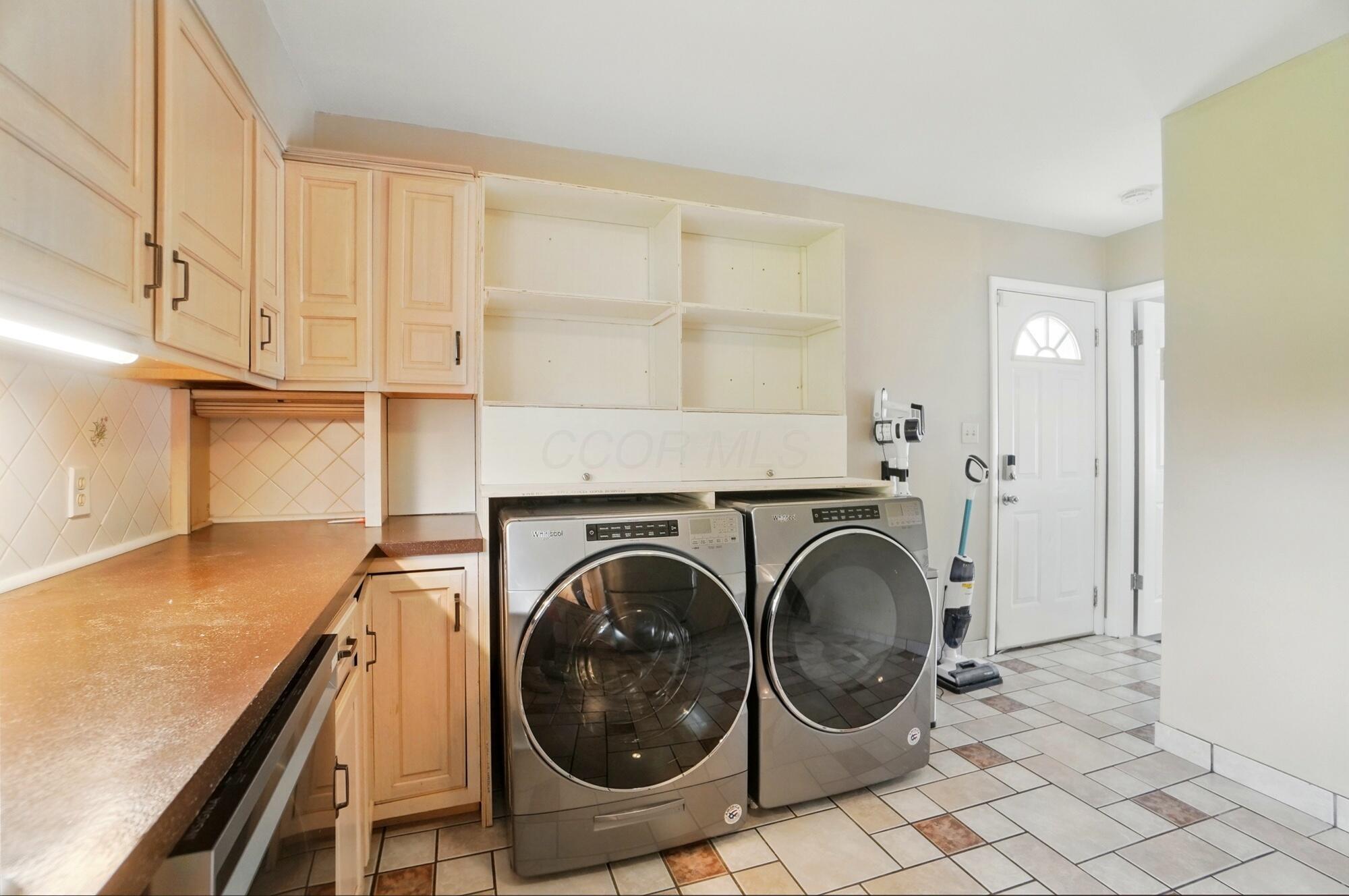 1096 Lancaster Avenue, Reynoldsburg, Ohio image 19