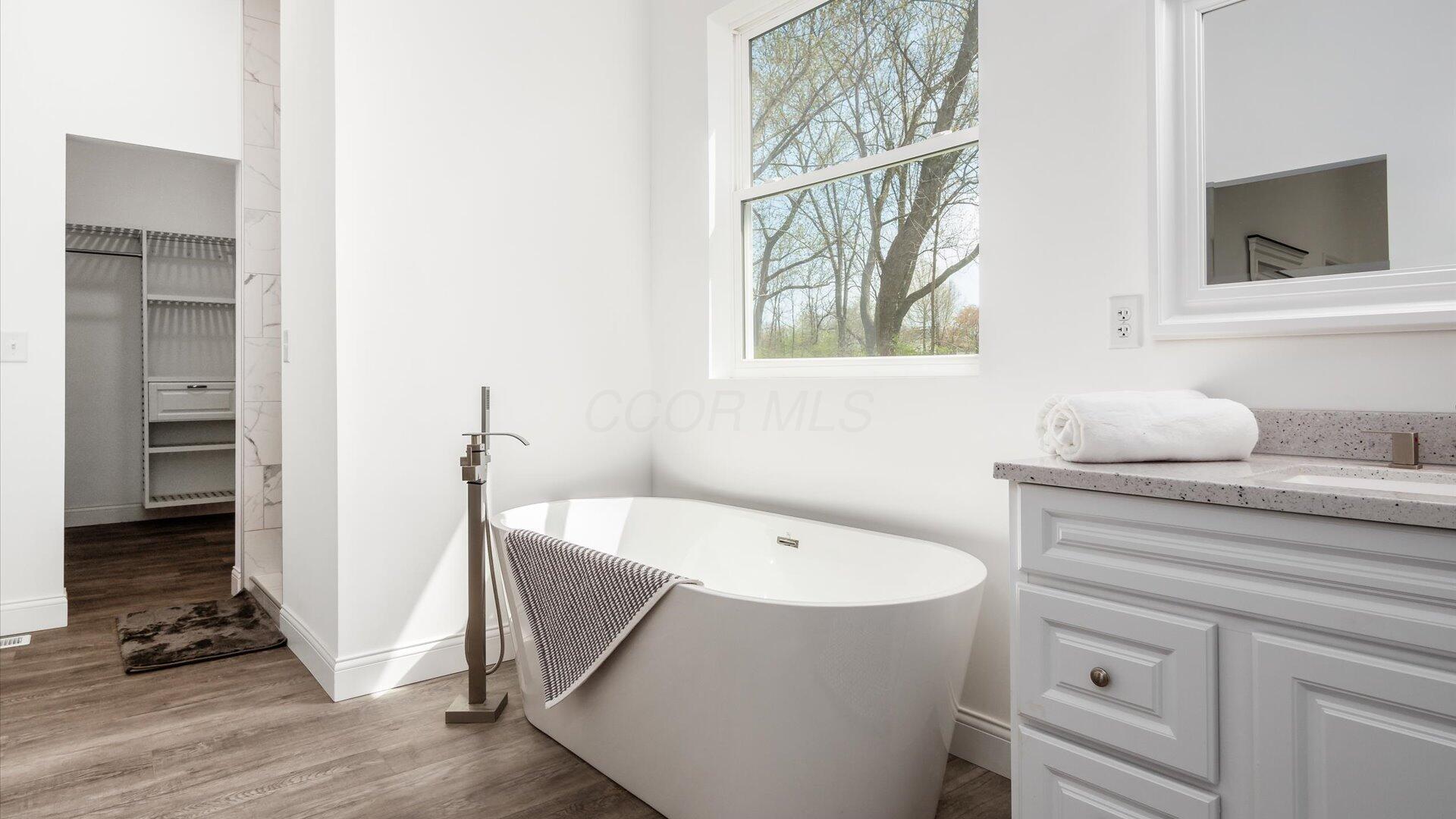 11790 Avondale Road, Thornville, Ohio image 32