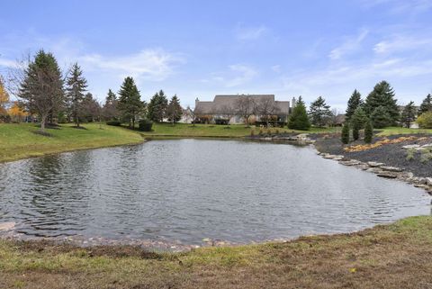 Tiny photo for 6260 Hampton Green Place 16C #16C, Dublin, OH 43016 (MLS # 225044445)