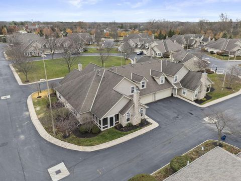 Tiny photo for 6260 Hampton Green Place 16C #16C, Dublin, OH 43016 (MLS # 225044445)