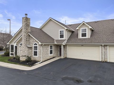 Tiny photo for 6260 Hampton Green Place 16C #16C, Dublin, OH 43016 (MLS # 225044445)