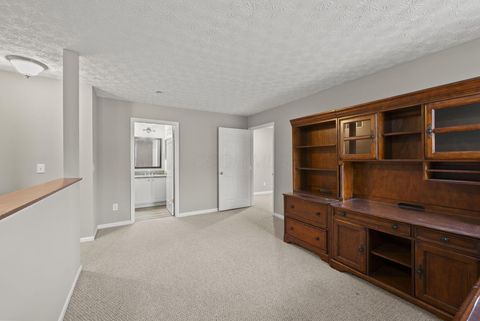 Tiny photo for 6260 Hampton Green Place 16C #16C, Dublin, OH 43016 (MLS # 225044445)