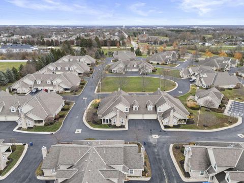 Tiny photo for 6260 Hampton Green Place 16C #16C, Dublin, OH 43016 (MLS # 225044445)