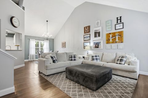 Tiny photo for 756 Infantry Drive, Galloway, OH 43119 (MLS # 225040267)