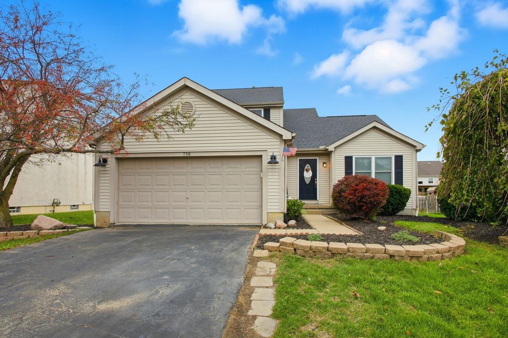 Photo for 756 Infantry Drive, Galloway, OH 43119 (MLS # 225040267)