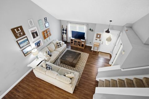 Tiny photo for 756 Infantry Drive, Galloway, OH 43119 (MLS # 225040267)