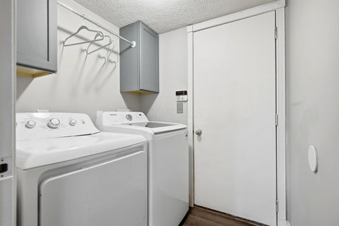 Tiny photo for 756 Infantry Drive, Galloway, OH 43119 (MLS # 225040267)