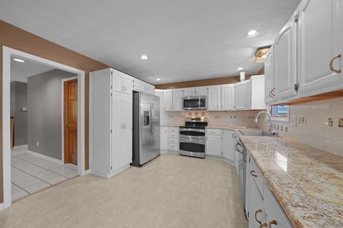 Tiny photo for 498 Olde Mill Drive, Westerville, OH 43082 (MLS # 226014197)