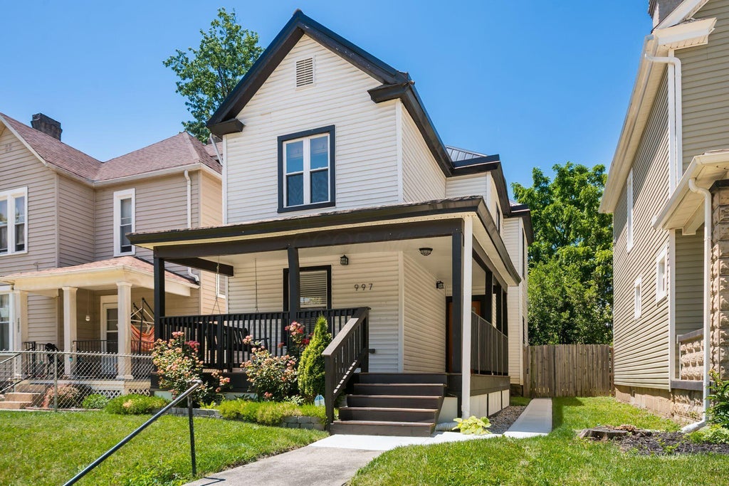 Photo of 997 Oakwood Avenue, Columbus, OH 43206 (MLS # 226020579)