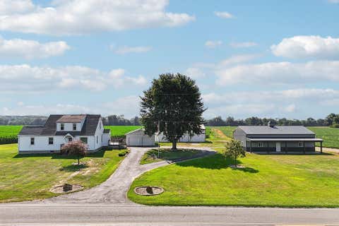 Photo of 17220 Robinson Road, Marysville, OH 43040 (MLS # 226026735)